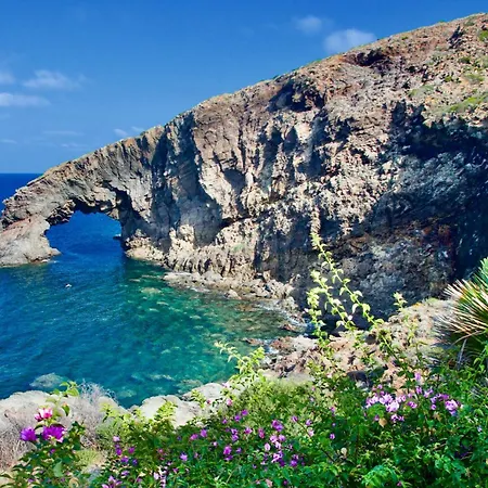 Le Di Ciccio - Casa Girasole Pantelleria